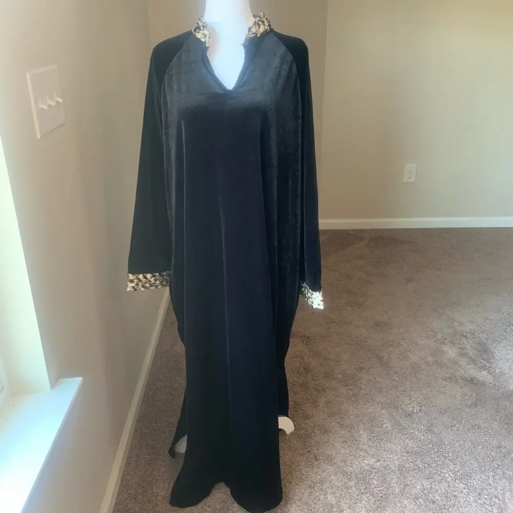 Vintage Amanda Stewart Intimates Women's Velvet Long Robe House Coat Black L